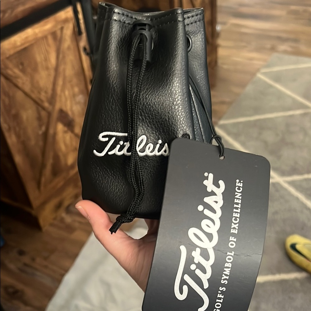 Titleist Black Leather Pouch